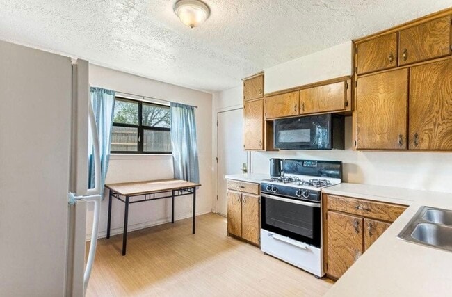 Building Photo - 406 NW 68th St