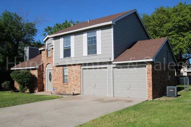 Building Photo - Perfect Two-Story