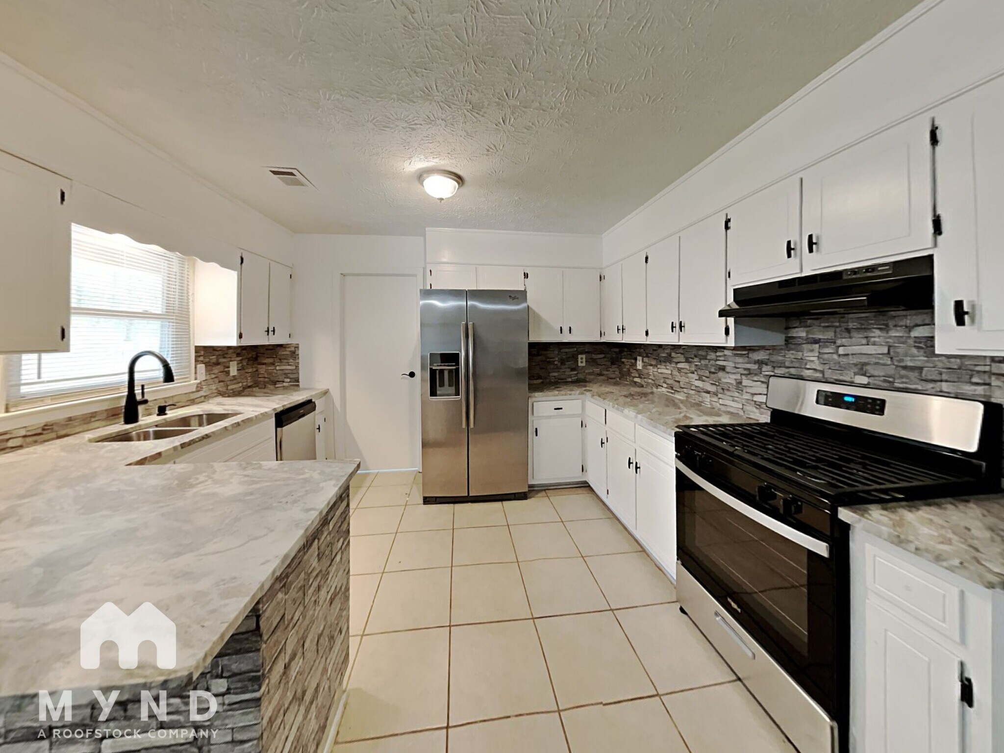 Building Photo - 4906 Wolverton Dr