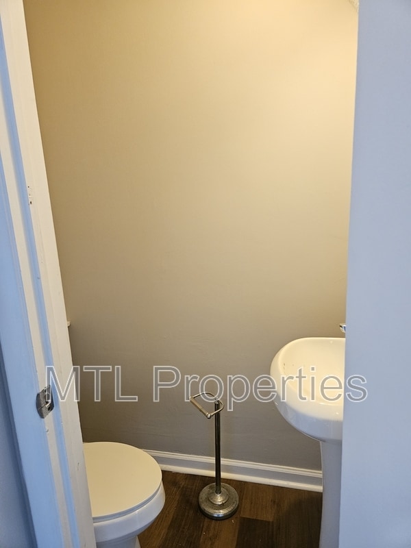 Building Photo - 1248 Grove Park Ln