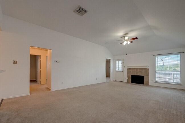 Building Photo - 10902 Primrose Acres Ln
