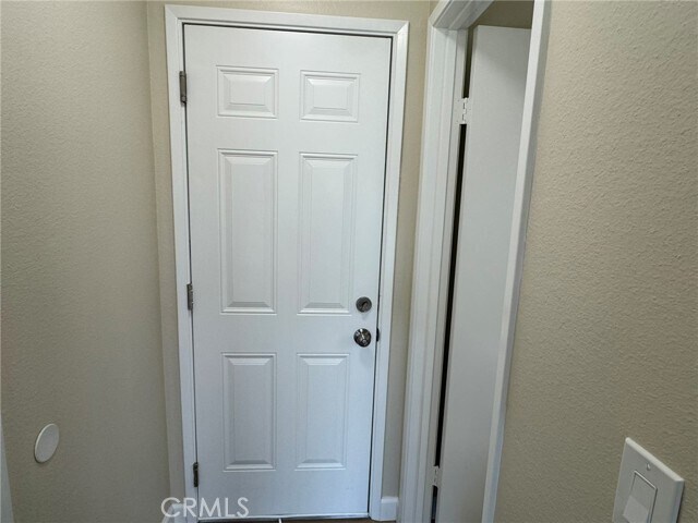 Building Photo - 332 Winding Ln