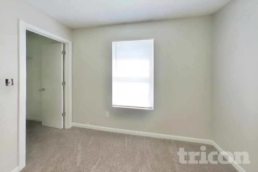 Building Photo - 3203 Brandenburg Dr