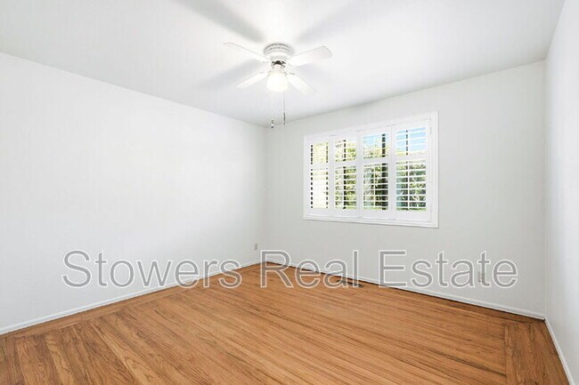 Building Photo - 10 Corte Del Rey