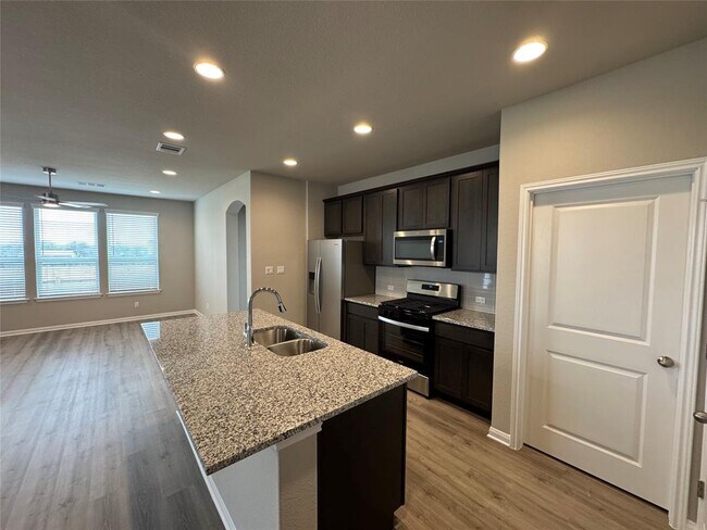 Building Photo - 5331 Bruno St