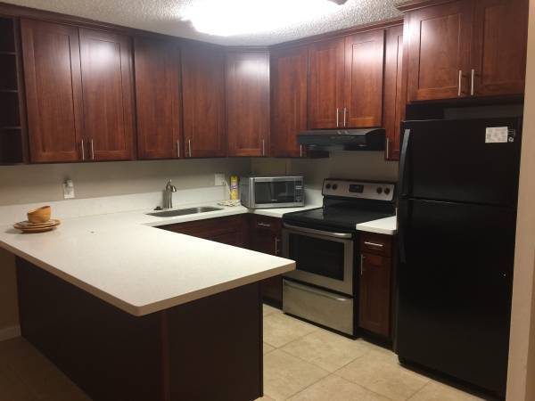 Building Photo - 2 bedroom condo near Schofield and Wahiawa...