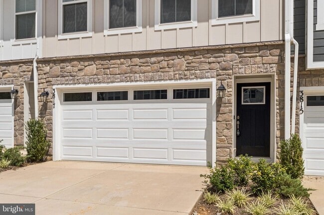 Building Photo - 3817 Drayton Ct