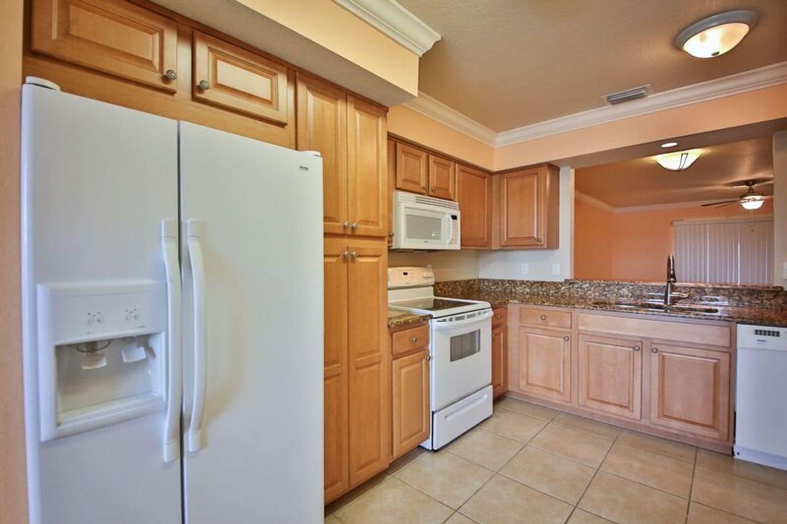 Building Photo - Santa Barbara Villas - Move in Special
