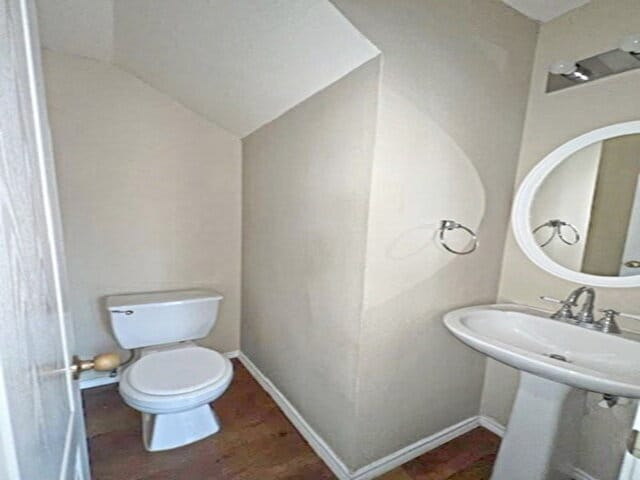 Building Photo - 9604 Dublin Green