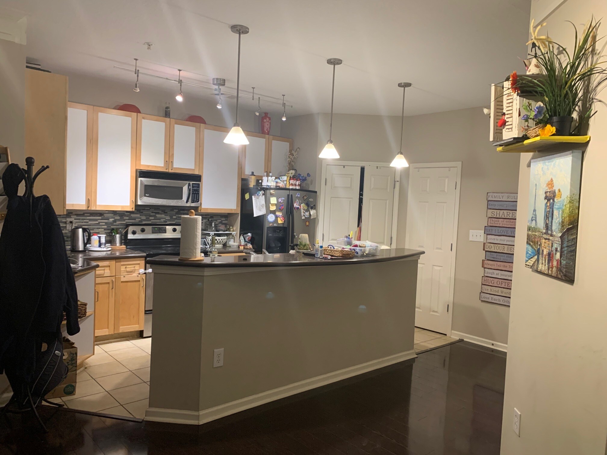 Kitchen - 400 17th St NW