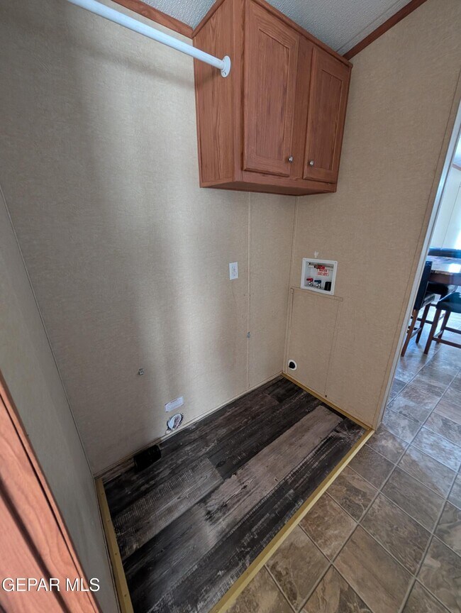 Building Photo - 1052 Macadamia Cir