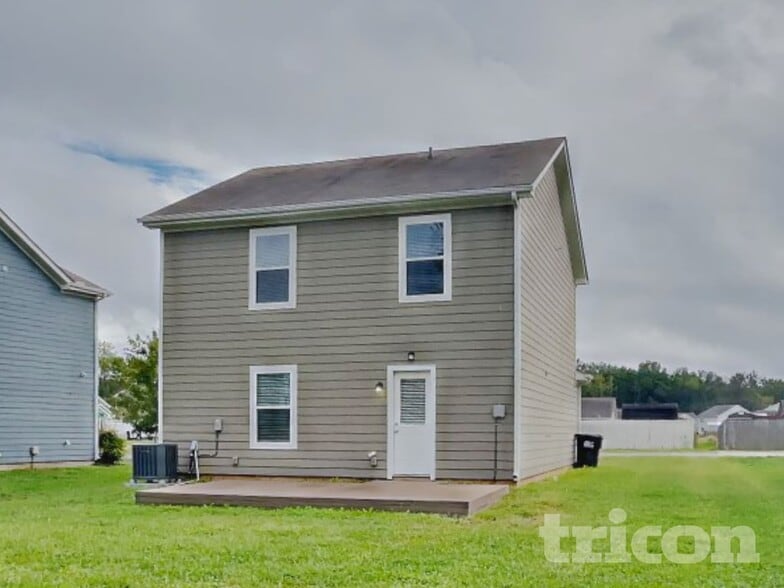 Building Photo - 3412 Vedette Ln