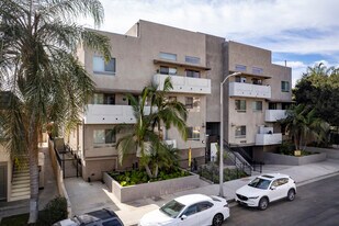 Building Photo - Huston Condos