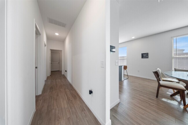 Building Photo - 21126 Coral Blossom Ln