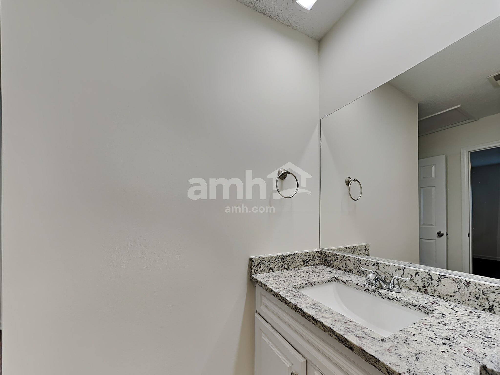 Building Photo - 148 Tudor Downs Rd