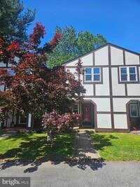 Building Photo - 5424 Jenmatt Dr