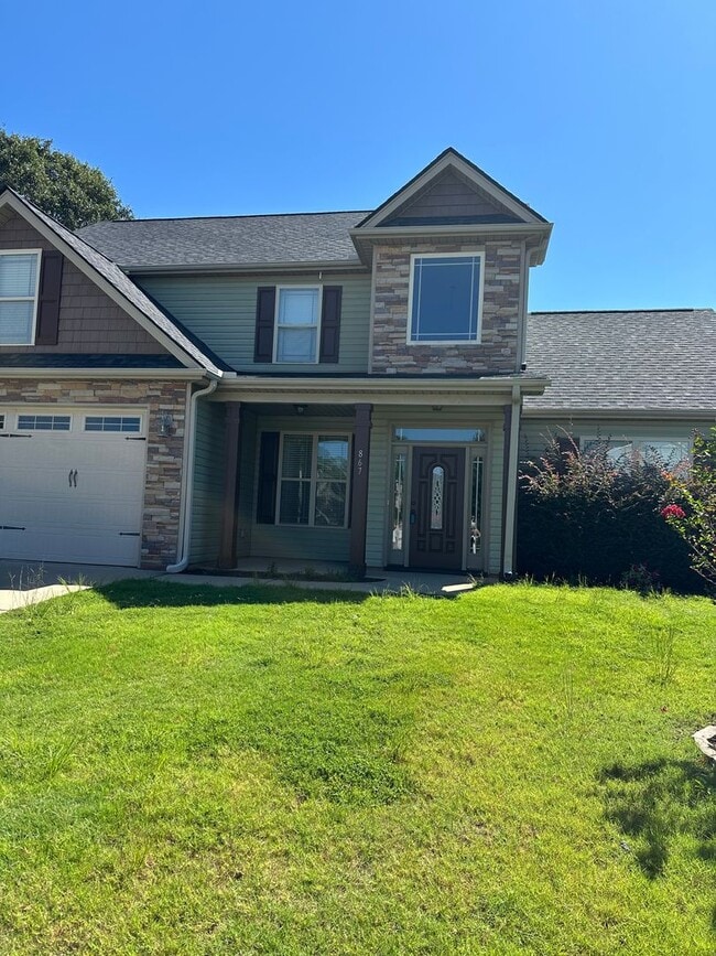 Primary Photo - Home in Gated Community, Boiling Springs!!