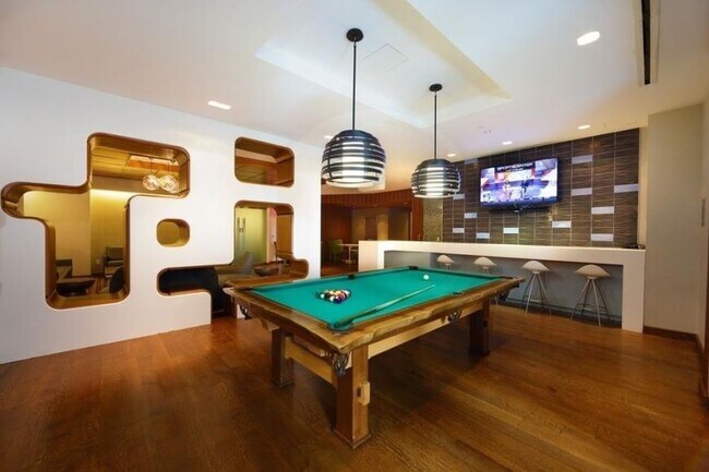 Building Photo - 3 bedroom in New York NY 10038