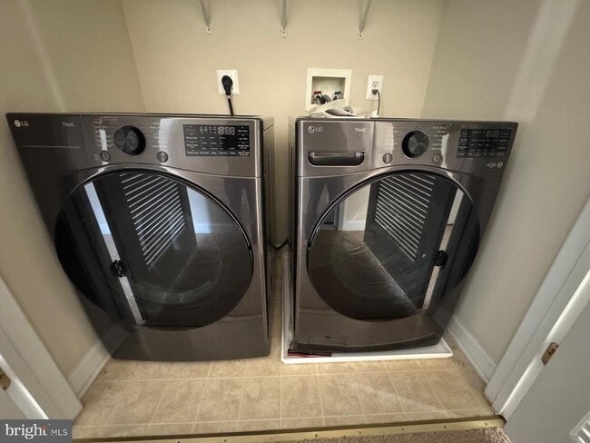 Building Photo - 42474 Magellan Square