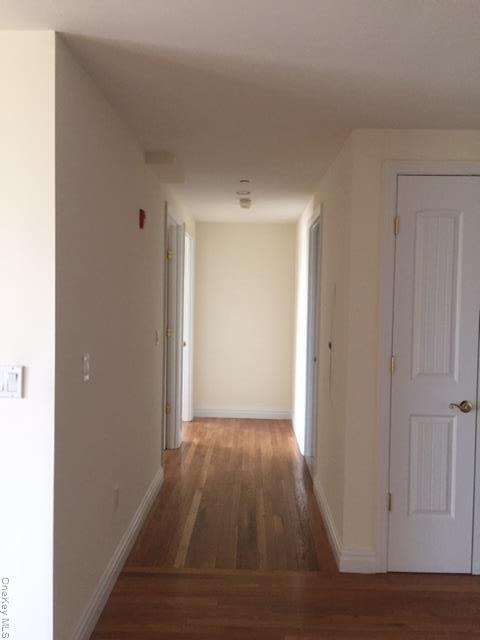 Building Photo - 125 E Broadway