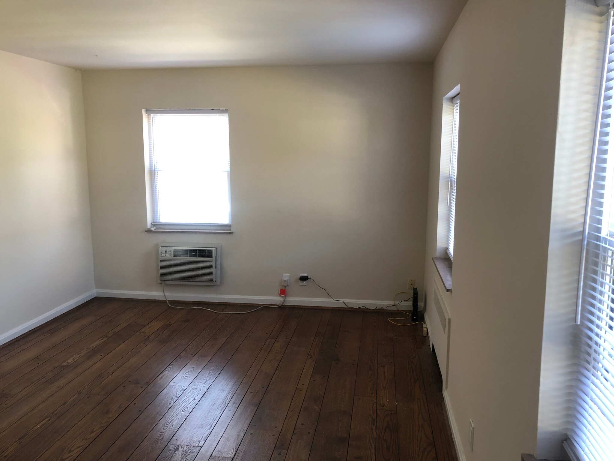 Spacious Living Room with wall unit AC - 1711 Portman Ave