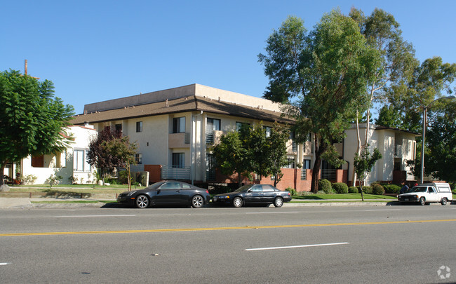 Building Photo - Wilson Apartments