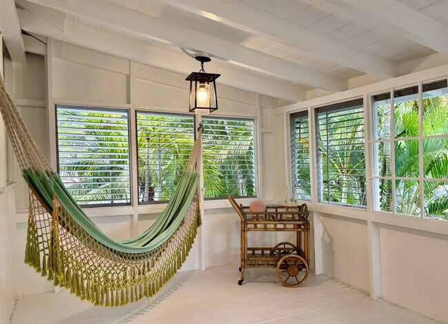 Primary Photo - 446 27th St