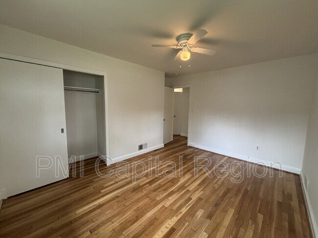 Building Photo - 2929 Terrace Dr
