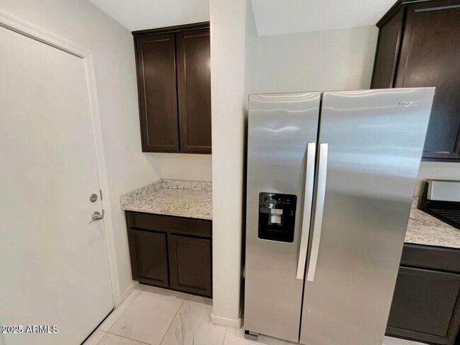 Building Photo - 8065 W Agora Ln