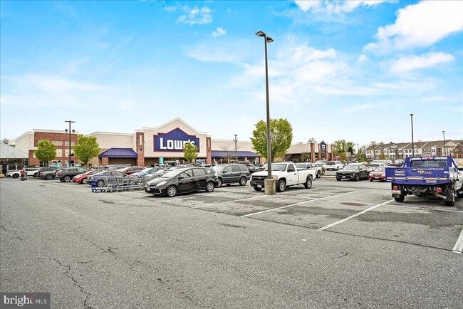 Building Photo - 1811b Wheyfield Dr