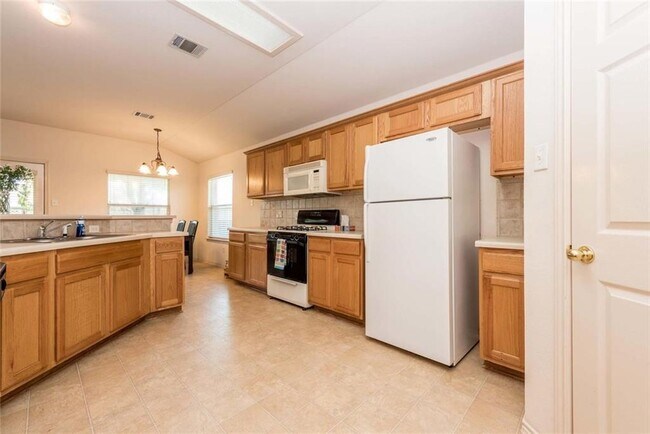Building Photo - 3761 Rod Carew Dr