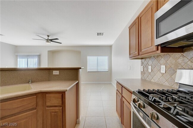 Building Photo - 4855 Double Down Dr
