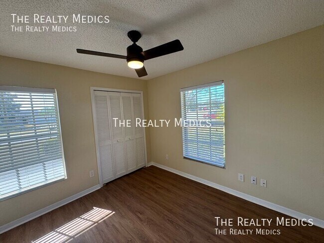 Building Photo - 20515 Macon Pkwy