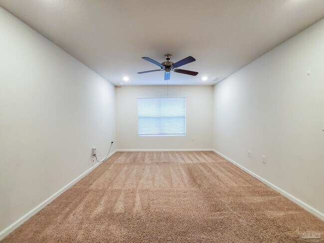Building Photo - 7332 Lakeside Oak Ct