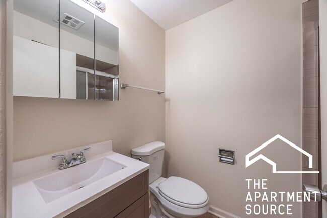 Building Photo - 110 N Kenilworth Ave