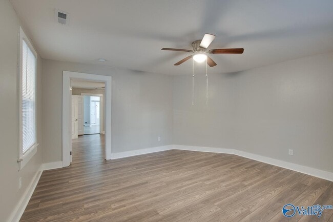 Building Photo - 3501 Dubose St SW
