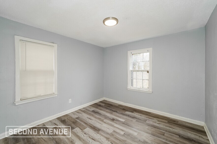 Building Photo - 4655 Benton Blvd