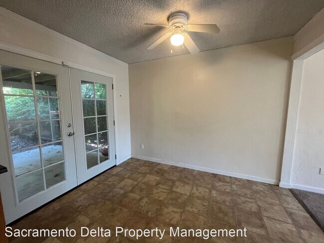 Building Photo - 3 br, 2 bath House - 2612 Coho Court