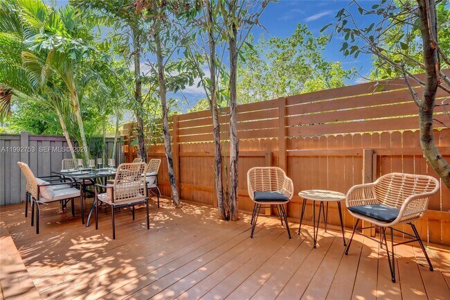 Building Photo - 60 NE 26th St