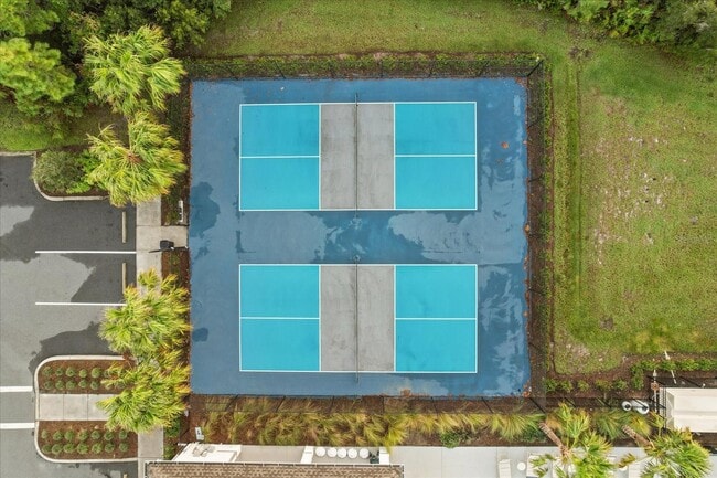 Building Photo - 2814 Blue Shrs Wy