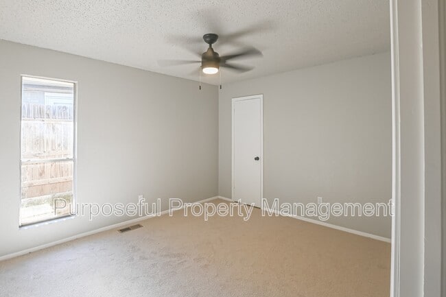 Building Photo - 8224 NW 87th St