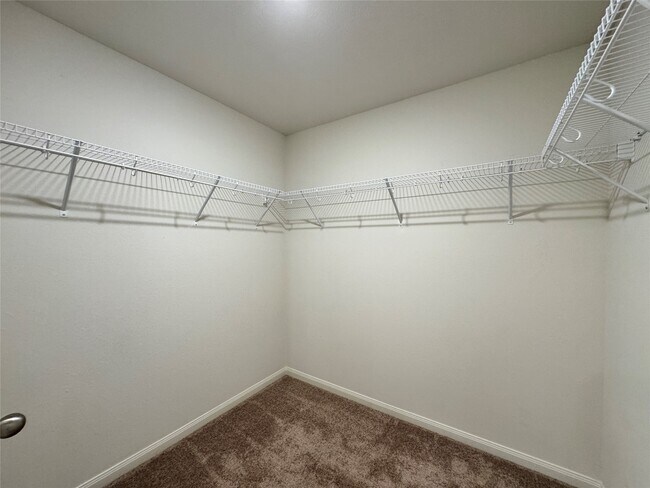 Building Photo - 7922 Vacek Meadows Loop