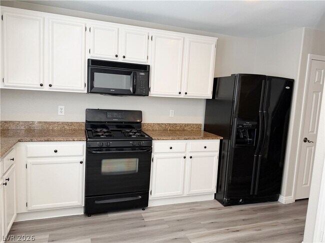 Building Photo - 6241 Prairie Brush Ct