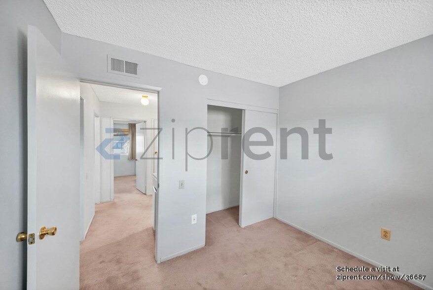 Building Photo - 7552 Corbin Ave