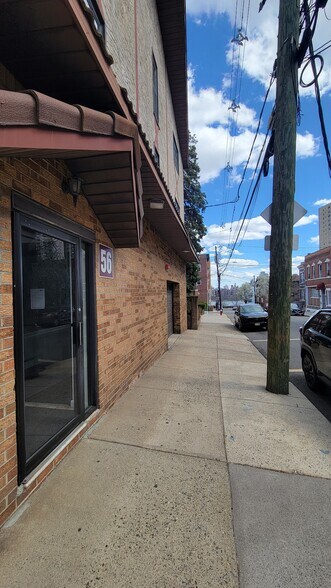 Building Photo - 56 68th St