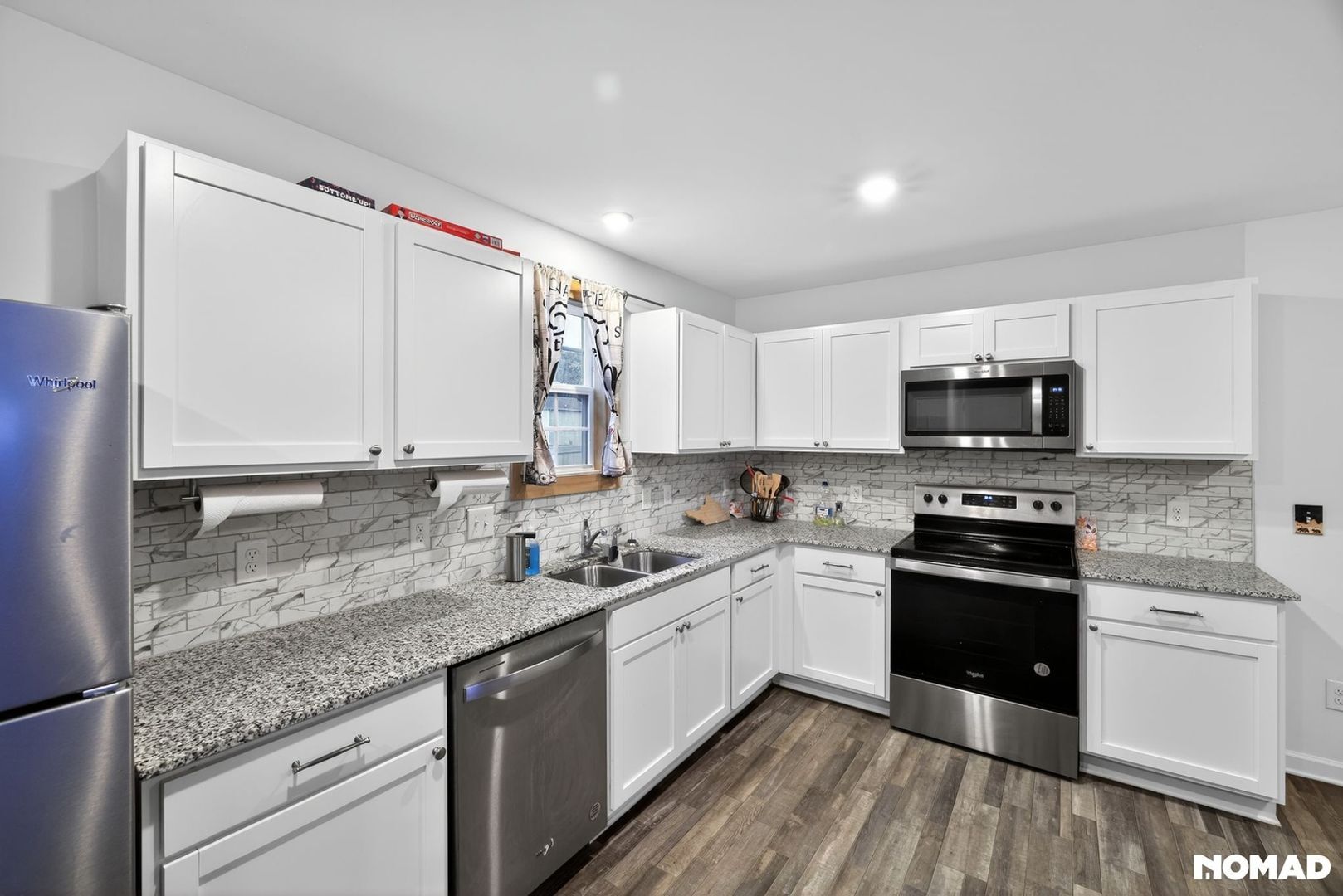 Building Photo - 629 Whitney Rd