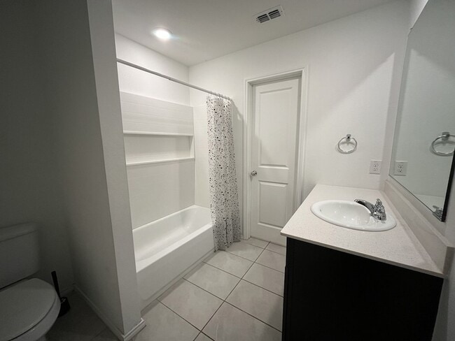 Building Photo - 3408 Harper St