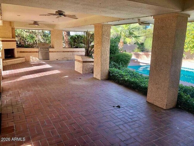 Building Photo - 4800 E Mountain View Rd