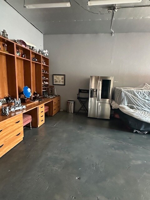 Building Photo - 120 N Pacific St