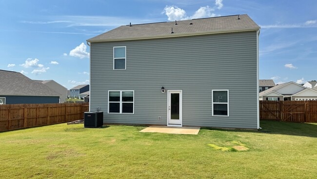 Building Photo - 164 Crescent Cir